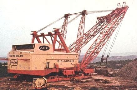 FUCK YEAH INFRASTRUCTURE | The Big Muskie was a model 4250-W Bucyrus ...