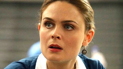 The Transformation Of Emily Deschanel From Childhood To Bones