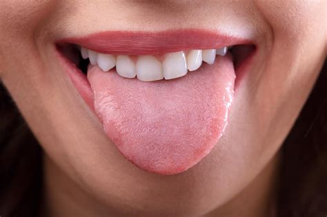 Sensitive Bioelectronic Tongue Mimics Human Taste Buds