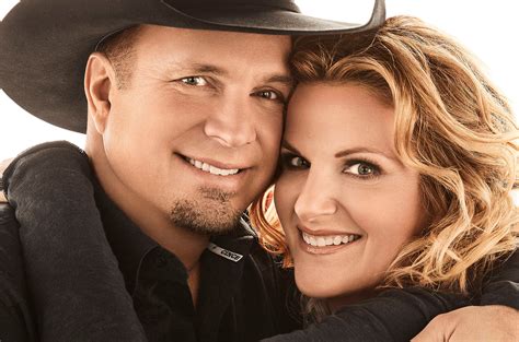 Garth Brooks Talks CBS Holiday Special With Trisha Yearwood – Billboard