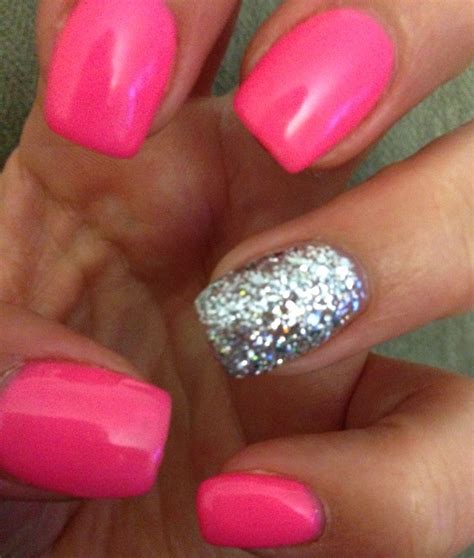 Hot Pink And White Nails With Glitter / In the modern fashion world ...