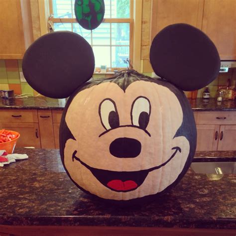 Mickey mouse pumpkin painting with paper plate ears, for Jocelyn ...