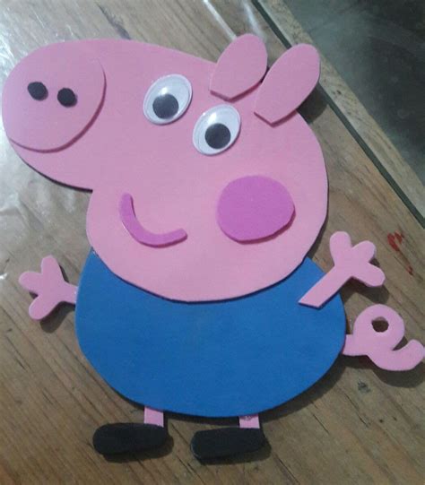 Peppa pig | Peppa pig birthday party, Peppa pig decorations, Pig crafts