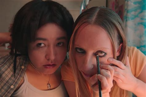 Review: ‘pen15’ show absolutely nails what it’s like to reflect on ...