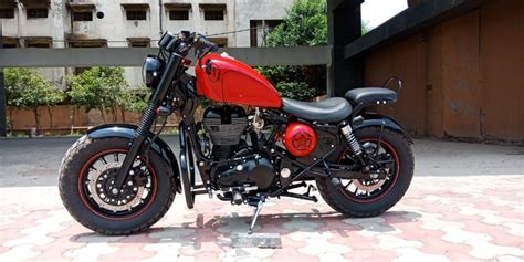 This Modified RE Thunderbird Relishes Harley-Like Bobber Identity