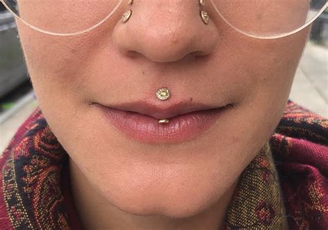 Philtrum piercing – Artofit