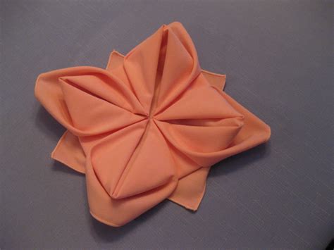 NEW ORIGAMI ROSE PAPER NAPKIN - Origami