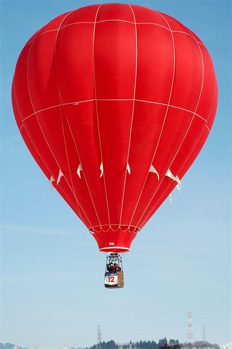 Hot air balloon - Wikipedia