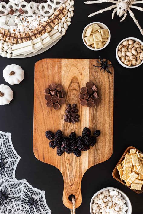 Halloween Platter Ideas - Noshing With The Nolands