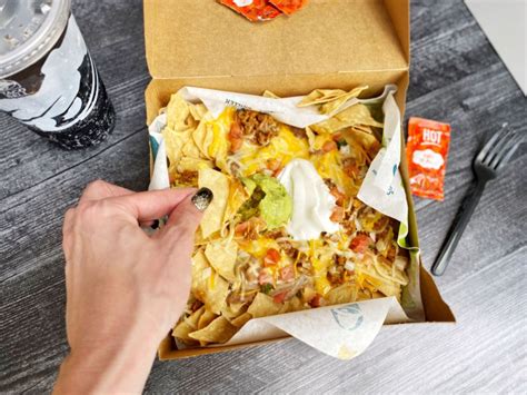 Taco Bell Grande Nachos Box w/ Drink Only $5 + FREE Bean Burrito