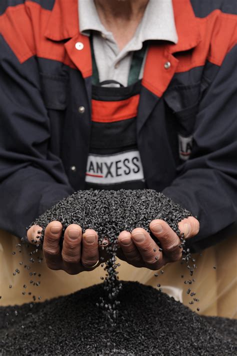 Lanxess-introduces-new-nylon-6-grades | Plastics News