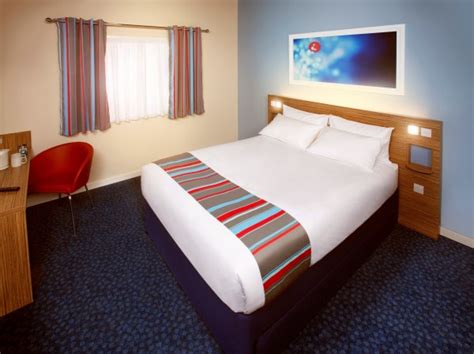 Hotel TRAVELODGE MACCLESFIELD CENTRAL - Cheshire - Great prices at ...