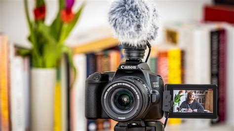 Best Vlog DSLR Cameras Under 45000 - PhoneWorld