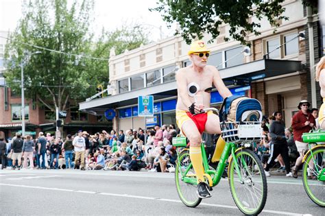 Photos: Naked bikers kick off Seattle summer at the Fremont Solstice ...