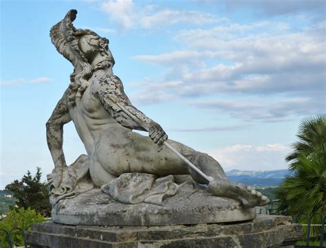 Statue of Achilles Wounded in the Heel at Achillion Palace, Corfu ...