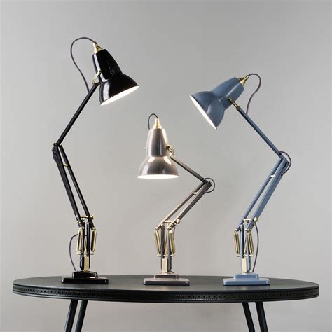 Original 1227™ Brass Desk Lamp | Modern Table Lamp | Anglepoise®