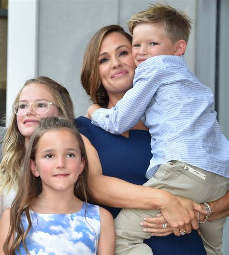 Jennifer Garner's Strict Parenting Rule Has Fans Divided