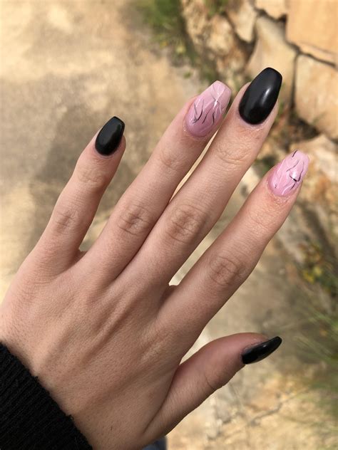 Matte Black and Pink marble nails : r/Nails