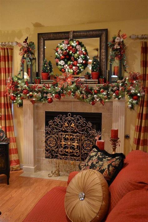 Christmas Garlands for Stairs, Fireplaces and Lights | Founterior