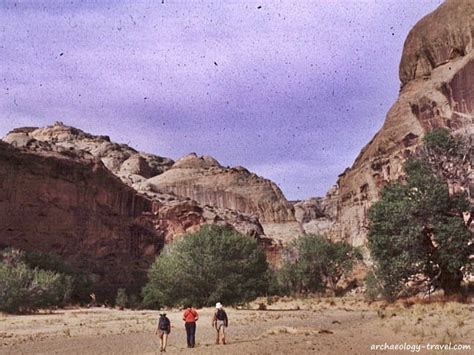 Holy Ghosts in Horseshoe Canyon, Utah | Archaeology Travel