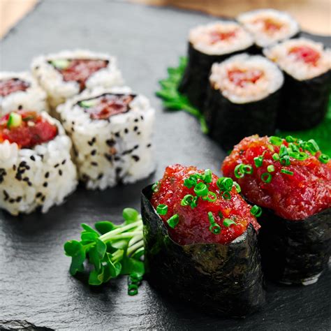 BEST Spicy Tuna Roll Recipe | Spicy Tuna 3 Ways