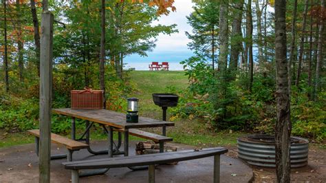 12 Beautiful Spots For Camping On Lake Michigan - Getaway Couple