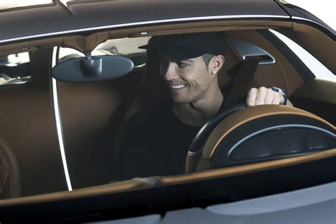 Cristiano Ronaldo a testé la Bugatti Chiron - actualité automobile ...