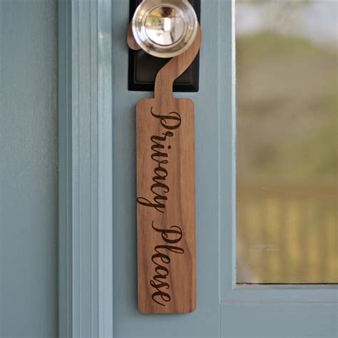 Privacy Please Door Hanger Sign | Mad Tree Woodcrafts®