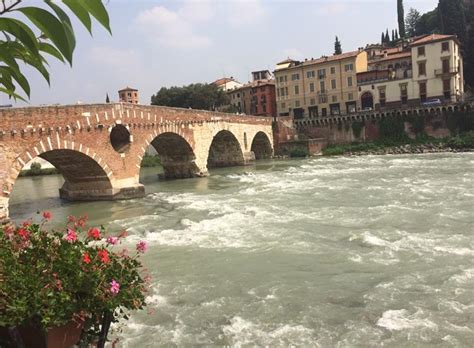 Verona Walking Tour | HAPPYtoVISIT.com