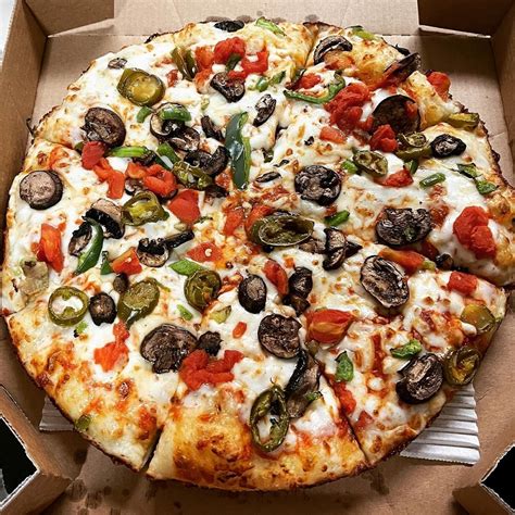 Domino's Toppings: Meat, Veggie, Cheese, and Sauce Choices