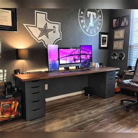 SLIDE TO SEE SPECS Beautiful gaming room I truly love that desk combo ...