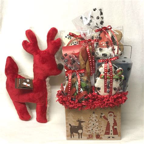 Bow WOW! Luxury Christmas Dog Gift Basket - Woodland Reindeer ...