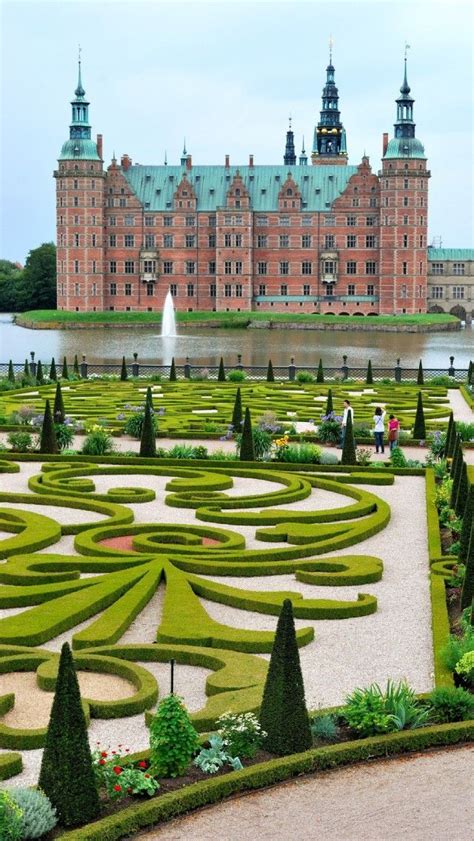 The Nicest Pictures: Hillerod Castle, Denmark