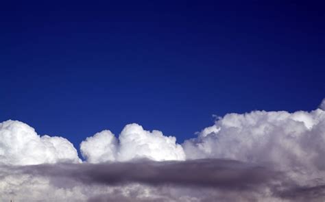 Premium Photo | Storm cloud in blue sky