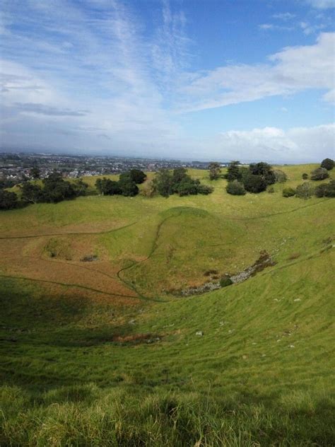 Mangere Mountain, Auckland, New Zealand | Auckland, New zealand ...