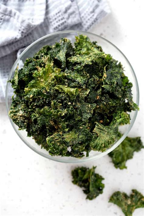 Kale Chips (Dehydrator recipe) | The Honest Spoonful