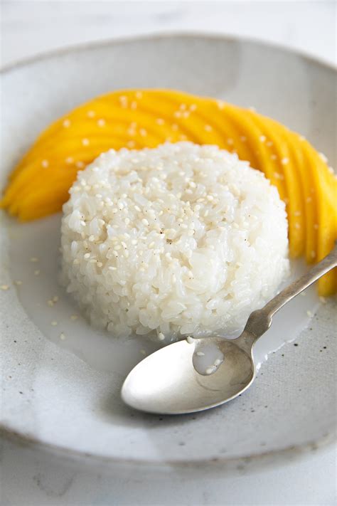 Thai Mango Sticky Rice Recipe (Khao Niaow Ma Muang) | Lynette S. | Copy ...