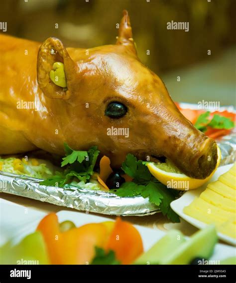 Roast suckling pig Stock Photo - Alamy