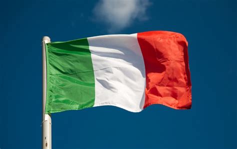 Italian Flag – What the Colors mean