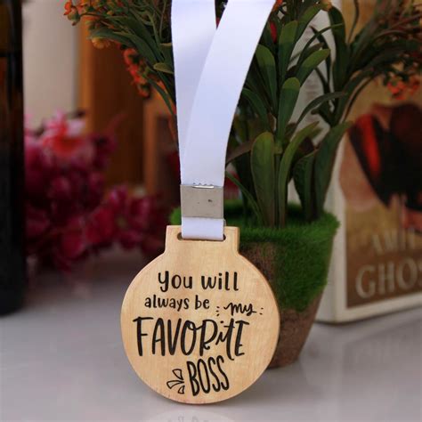 Best Gifts For Your Boss: Presents That Will Keep You Employed ...