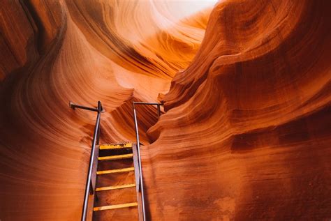 Antelope Canyon Hiking: Trails & Ultimate Guide 2024