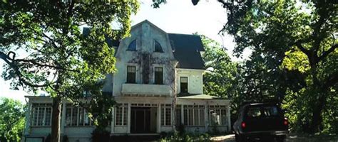 Awesome Movie Locations: The Amityville Horror (2005 remake)