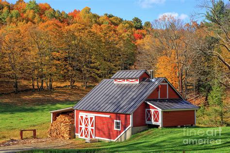 Classic Vermont Maple Sugar Shack Photograph by Edward Fielding