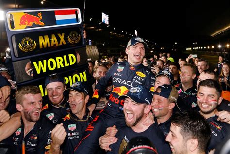 Verstappen Wins 2024 Season - Maxi Stella