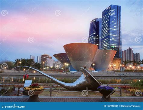 Songdo Central Park in Incheon, South Korea Editorial Photo - Image of ...