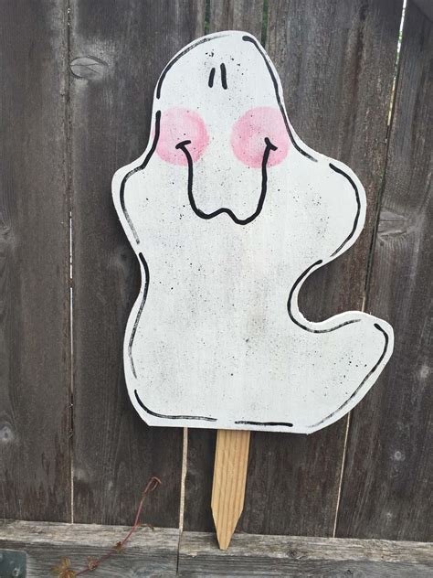 Christy Robbins: Halloween Yard Signs