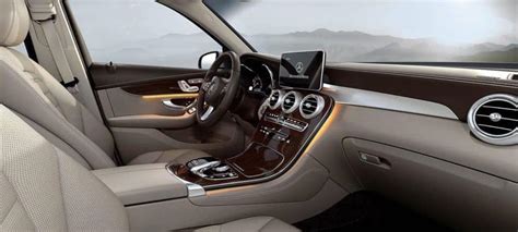 2019 Mercedes-Benz GLC 300 SUV Interior: Dimensions, Features