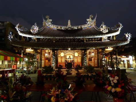 Temples in Taipei, Taiwan | Taipei, Travel recommendations, Temple