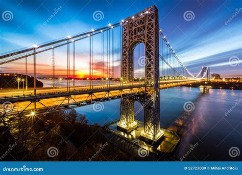 George Washington Bridge at Sunrise Stock Image - Image of cloudy ...