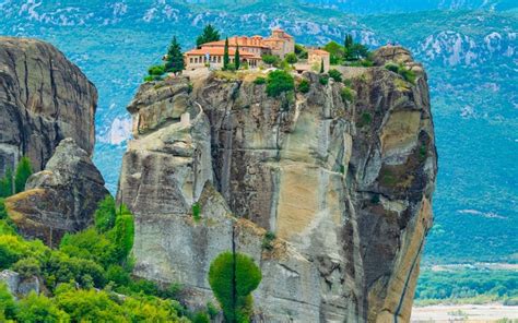 Meteora Monasteries - The Holy Land - Geological phenomenon